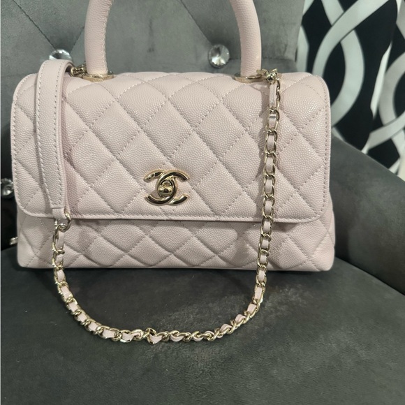 Chanel Light Pink Quilted Shoulder Bag - Picture 1 of 5